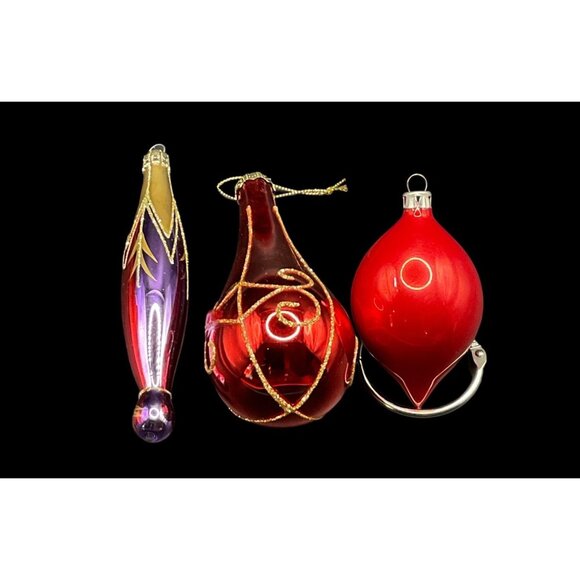 Vintage Set of 3 Red and Gold Hand Blown Glass Christmas Ornaments - Picture 2 of 3